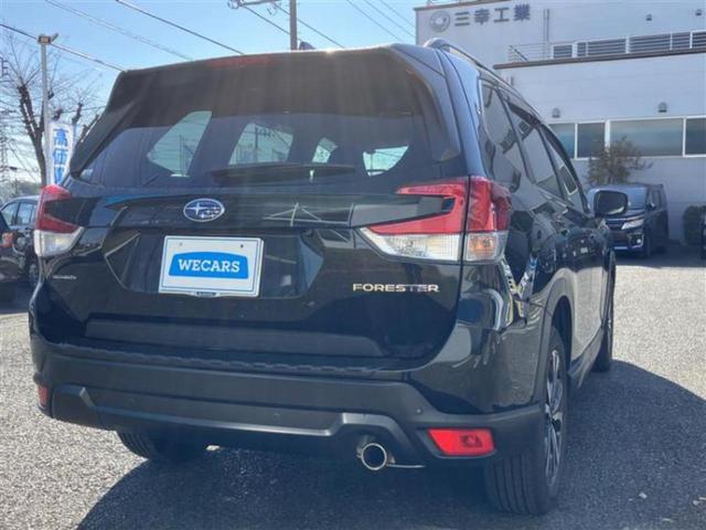 フォレスター ４ＷＤプレミアム　新品タイヤ／保証書／純正　８インチ　ＳＤナビ／デジタルインナーミラー／衝突安全装置／シートヒーター　全席／車線逸脱防止支援システム／ヘッドランプ　ＬＥＤ／Ｂｌｕｅｔｏｏｔｈ接続／ＥＴＣ　バックカメラ（3枚目）