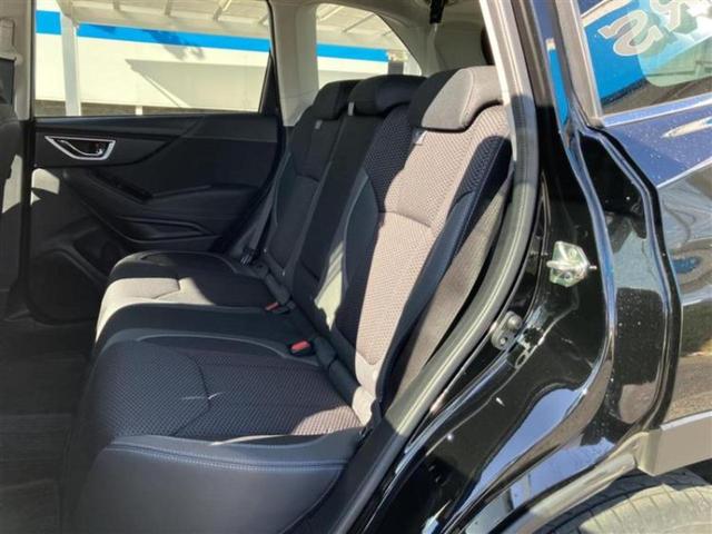 フォレスター ４ＷＤプレミアム　新品タイヤ／保証書／純正　８インチ　ＳＤナビ／デジタルインナーミラー／衝突安全装置／シートヒーター　全席／車線逸脱防止支援システム／ヘッドランプ　ＬＥＤ／Ｂｌｕｅｔｏｏｔｈ接続／ＥＴＣ　バックカメラ（7枚目）