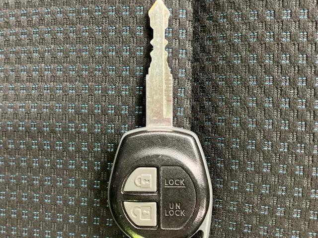 イグニス ハイブリッドMG 新品タイヤ/保証書/社外 ナビ/シートヒーター/ETC/EBD付ABS/横滑り防止装置/アイドリングストップ/DVD/エアバッグ 運転席/エアバッグ 助手席/パワーウインドウ/キーレスエントリー(49枚目)