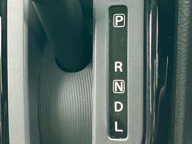 ソリオバンディット バンディットハイブリッドMV 保証書/純正 SDナビ/衝突安全装置/電動スライドドア/シートヒーター/車線逸脱防止支援システム/ヘッドランプ HID/Bluetooth接続/EBD付ABS/横滑り防止装置/アイドリングストップ(18枚目)