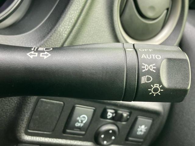 ノート Ｘ　保証書／純正　ＳＤナビ／エマージェンシーブレーキ／車線逸脱防止支援システム／ヘッドランプ　ＬＥＤ／ＥＢＤ付ＡＢＳ／横滑り防止装置／アイドリングストップ／バックモニター／フルセグＴＶ　バックカメラ（17枚目）