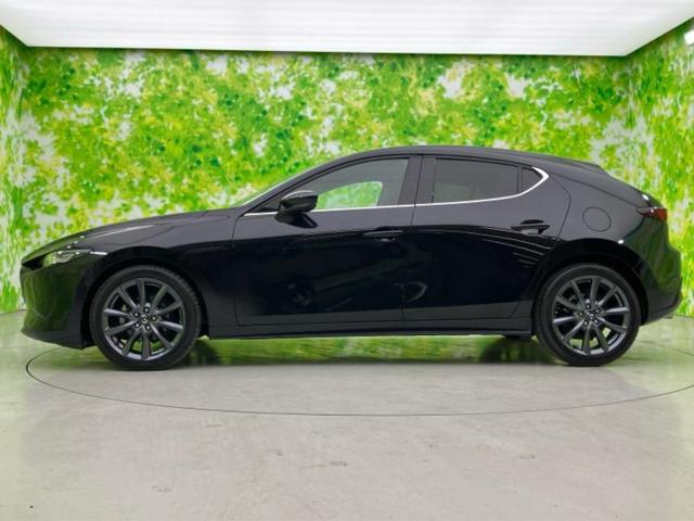 MAZDA3ファストバック 15Sツーリング 純正 SDナビ/衝突安全装置/車線逸脱防止支援システム/ヘッドランプ LED/ETC/EBD付ABS/横滑り防止装置/アイドリングストップ/バックモニター/フルセグTV/DVD/エアバッグ 運転席(2枚目)