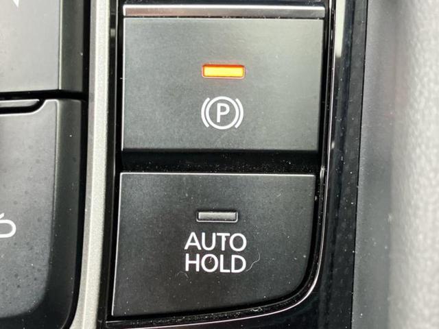 MAZDA3ファストバック 15Sツーリング 純正 SDナビ/衝突安全装置/車線逸脱防止支援システム/ヘッドランプ LED/ETC/EBD付ABS/横滑り防止装置/アイドリングストップ/バックモニター/フルセグTV/DVD/エアバッグ 運転席(31枚目)