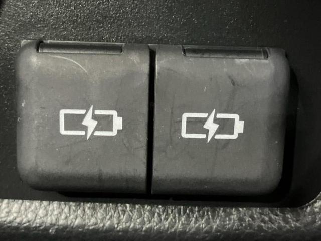 RAV4 4WDアドベンチャーオフロードパッケージ2 保証書/ディスプレイオーディオ+ナビ10.5インチ/デジタルインナーミラー/トヨタセーフティセンス/シートエアコン/車線逸脱防止支援システム/シート 合皮/電動バックドア 衝突被害軽減システム 4WD(43枚目)