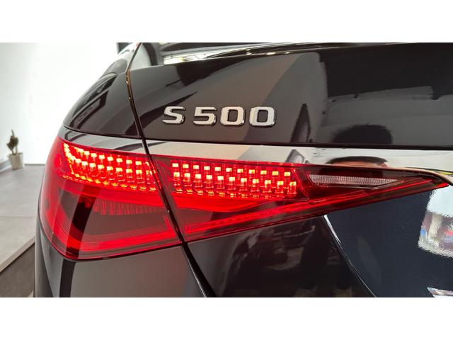 Ｓ５００　４マチック　ＡＭＧラインパッケージ　ＡＭＧラインパッケージ　レザーエクスクルーシブパッケージブルメスターサウンドシステム　アンビエントライト　パワーシート　レザーエクスクルーシブパッケージ　サンルーフ　ＡｐｐｌｅＣａｒＰｌａｙ(10枚目)