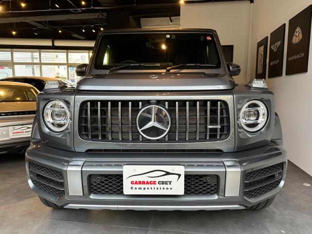 Ｇクラス Ｇ６３　ＡＭＧレザーエクスクルーシブパッケージ　カーボンインテリアパッケージ　純正オプションブラックマットホイール　ワンーオーナー　禁煙車（3枚目）