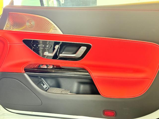 ＳＬ ＳＬ４３　ＳＬ４３（４名）　ＡＭＧ　赤レザーシート　ブルメスターサウンドシステム　３６０度カメラ　ＨＵＤ（15枚目）