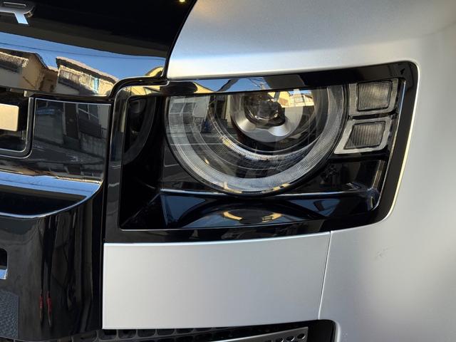 ディフェンダー １１０Ｘ　Ｄ３００　７人乗　ＡｐｐｌｅＣａｒＰｌａｙ　ＨＵＤ　Ｍｅｒｉｄｉａｎ　Ｓｏｕｎｄ（5枚目）