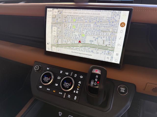 ディフェンダー １１０Ｘ　Ｄ３００　７人乗　ＡｐｐｌｅＣａｒＰｌａｙ　ＨＵＤ　Ｍｅｒｉｄｉａｎ　Ｓｏｕｎｄ（20枚目）