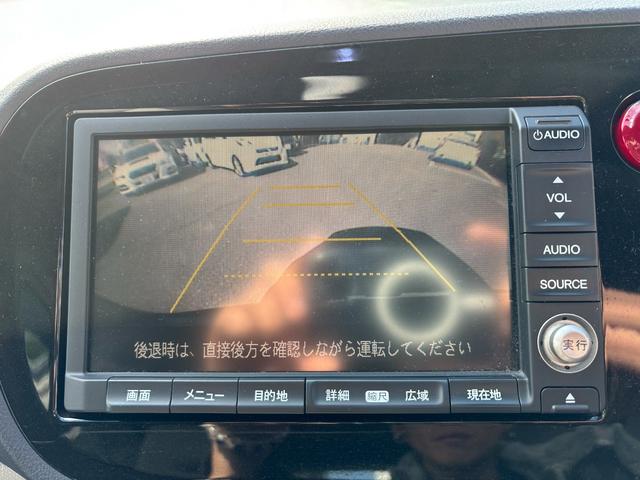 インサイト L ETC バックカメラ ナビ TV HID キーレスエントリー 電動格納ミラー CVT 盗難防止システム 衝突安全ボディ ABS エアコン パワーステアリング パワーウィンドウ(5枚目)