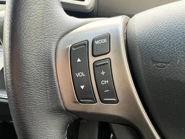 フリードスパイクハイブリッド ジャストセレクション　ハイブリッド　ＥＴＣ　バックカメラ　ナビ　ＴＶ　両側電動スライドドア　オートクルーズコントロール　ＨＩＤ　キーレスエントリー　アイドリングストップ　電動格納ミラー　ＣＶＴ　アルミホイール　ＣＤ　ＡＢＳ（28枚目）