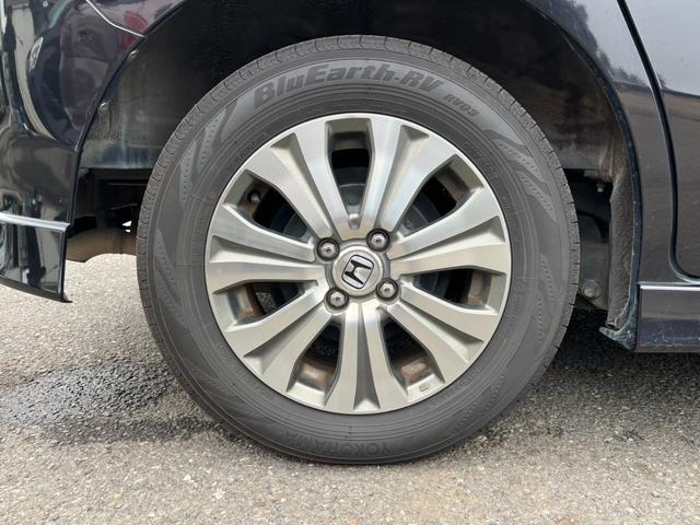 フリードスパイクハイブリッド ジャストセレクション　ハイブリッド　ＥＴＣ　バックカメラ　ナビ　ＴＶ　両側電動スライドドア　オートクルーズコントロール　ＨＩＤ　キーレスエントリー　アイドリングストップ　電動格納ミラー　ＣＶＴ　アルミホイール　ＣＤ　ＡＢＳ（32枚目）