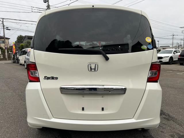 フリードスパイク G ジャストセレクション ナビ TV 両側スライド・片側電動 HID スマートキー 電動格納ミラー ウォークスルー CVT アルミホイール CD USB Bluetooth ABS エアコン パワーステアリング(17枚目)