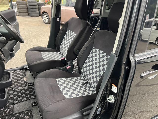 ソリオ ブラック&ホワイト ETC ナビ TV 両側電動スライドドア HID スマートキー 電動格納ミラー ウォークスルー CVT アルミホイール CD DVD再生 USB 盗難防止システム 衝突安全ボディ ABS エアコン(26枚目)