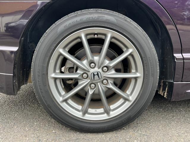 オデッセイ アブソルート　ＥＴＣ　バックカメラ　ナビ　オートクルーズコントロール　ＨＩＤ　サンルーフ　キーレスエントリー　電動格納ミラー　ＡＴ　アルミホイール　ＣＤ　盗難防止システム　衝突安全ボディ　ＡＢＳ　ＥＳＣ　エアコン（36枚目）