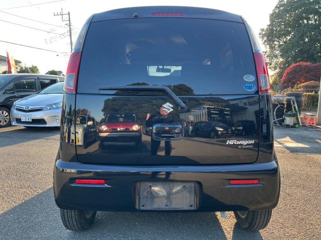 ＭＲワゴン １０ｔｈアニバーサリー　リミテッド　ＥＴＣ　ナビ　ＴＶ　オートライト　ＨＩＤ　スマートキー　電動格納ミラー　ベンチシート　ＣＶＴ　盗難防止システム　ＡＢＳ　ＣＤ　ＵＳＢ　Ｂｌｕｅｔｏｏｔｈ　アルミホイール　衝突安全ボディ　エアコン（16枚目）