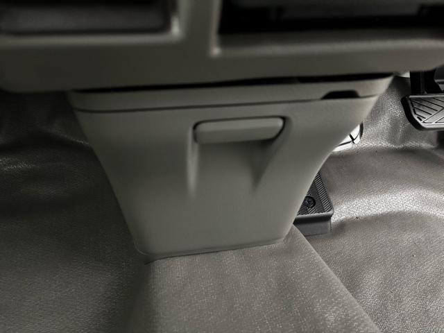 エブリイ ＰＡリミテッド　衝突被害軽減システム　誤発進抑制装置　キーレス　マニュアルエアコン　アイドリングストップ　オートライト（22枚目）