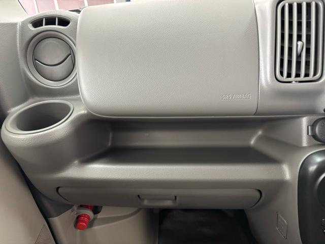 エブリイ ＰＡリミテッド　衝突被害軽減システム　誤発進抑制装置　キーレス　マニュアルエアコン　アイドリングストップ　オートライト（43枚目）