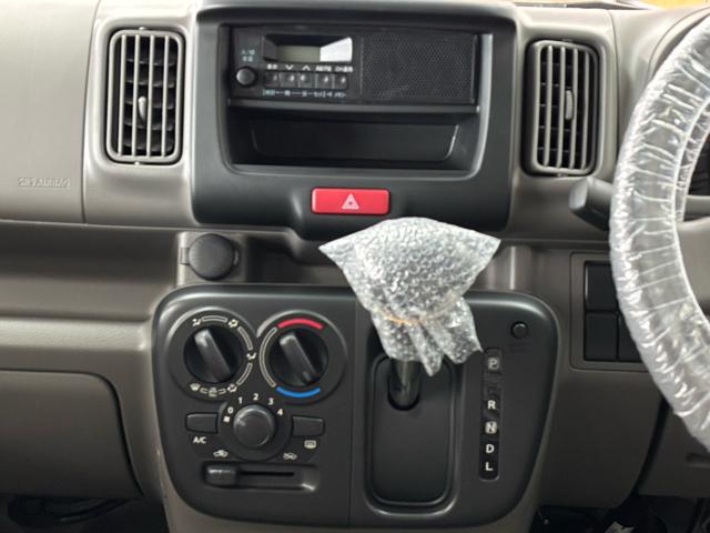 エブリイ ＰＡリミテッド　衝突被害軽減システム　誤発進抑制装置　キーレス　マニュアルエアコン　アイドリングストップ　オートライト（68枚目）