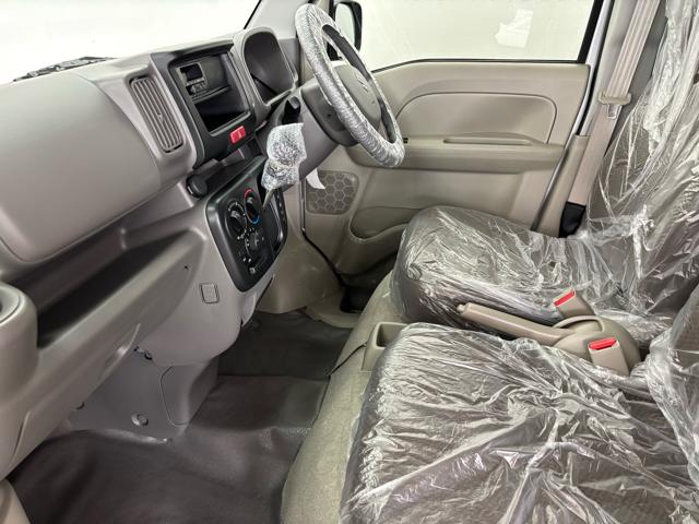 エブリイ ＰＡリミテッド　衝突被害軽減システム　誤発進抑制装置　キーレス　マニュアルエアコン　アイドリングストップ　オートライト（70枚目）