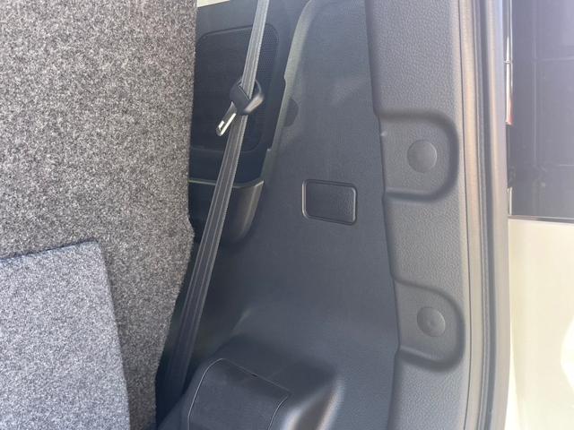 スペーシア ハイブリッドG 衝突被害軽減システム 誤発進抑制装置 スマートキー マイルドハイブリッド LEDランプ 両側スライドドア 電動格納ミラー フットパーキングブレーキ オートエアコン オートライト ホイールキャップ(11枚目)