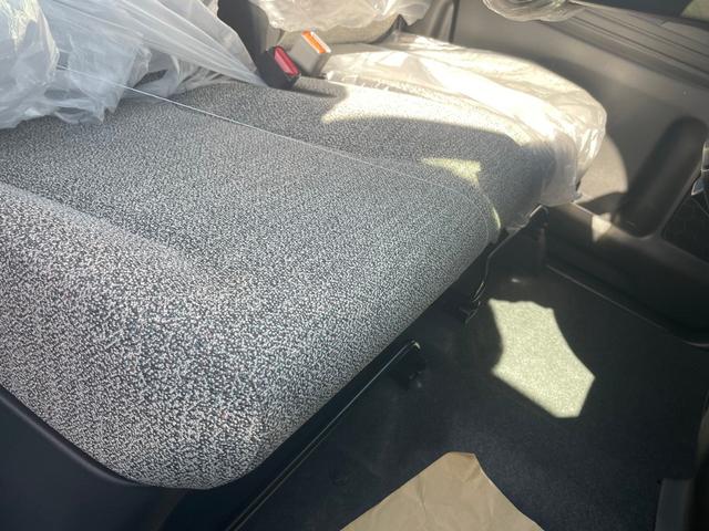 スペーシア ハイブリッドG 衝突被害軽減システム 誤発進抑制装置 スマートキー マイルドハイブリッド LEDランプ 両側スライドドア 電動格納ミラー フットパーキングブレーキ オートエアコン オートライト ホイールキャップ(65枚目)