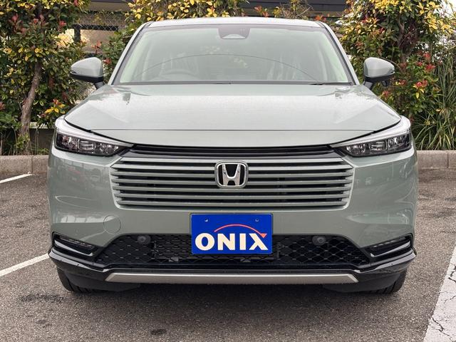 ヴェゼル ｅ：ＨＥＶ　Ｚ　登録済未使用車　ＨｏｎｄａＳＥＮＳＩＮＧ　パワーリアゲート　電子パーキング　ブレーキホールド（2枚目）