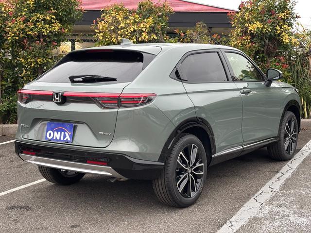 ヴェゼル ｅ：ＨＥＶ　Ｚ　登録済未使用車　ＨｏｎｄａＳＥＮＳＩＮＧ　パワーリアゲート　電子パーキング　ブレーキホールド（8枚目）
