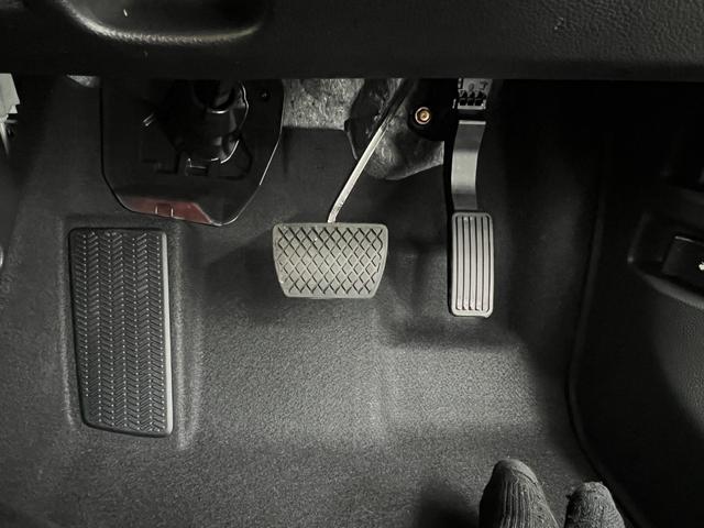 ヴェゼル ｅ：ＨＥＶ　Ｚ　登録済未使用車　ＨｏｎｄａＳＥＮＳＩＮＧ　パワーリアゲート　電子パーキング　ブレーキホールド（40枚目）