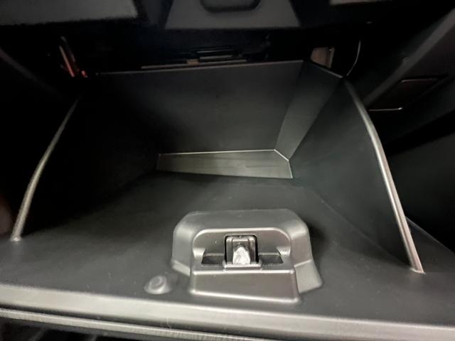 ＣＸ－３ １５Ｓ　ツーリング　登録済未使用車　アダプティブクルーズコントロール　コーナーセンサー　全方位カメラ　マツダコネクト　オルガン式ペダル　ＣａｒＰｌａｙ　フルセグテレビ（15枚目）