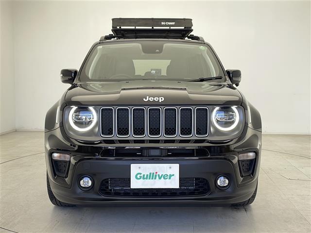 ジープ・レネゲード リミテッド　ワンオーナー　禁煙車　純正メモリナビ　バックカメラ　Ｂｌｕｅｔｏｏｔｈ／ＵＳＢ／ＡＵＸ接続　左右分離オートエアコン　アダプティブクルーズコントロール　ＥＴＣ２．０　純正１７インチアルミホイール（30枚目）