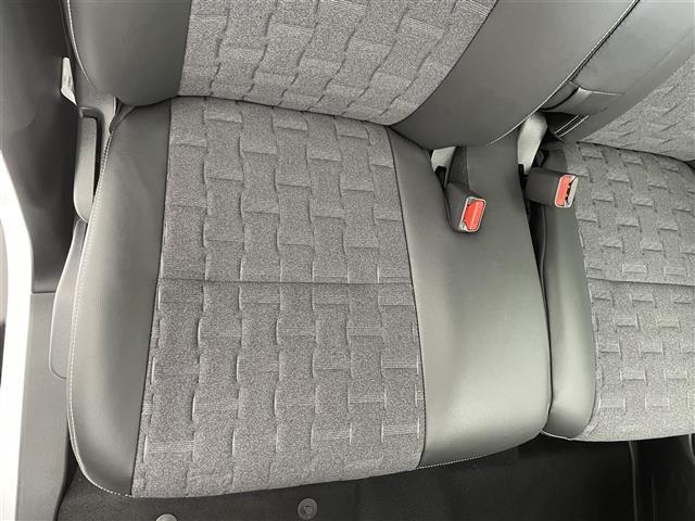 デリカミニ Ｔ　プレミアム　マイパイロット　衝突軽減ブレーキ　レーンキープアシスト　前後コーナーセンサー　ヒルディセントコントロール　両側パワスラ　パドルシフト　オートライトハイビーム　デジタルインナーミラー（22枚目）