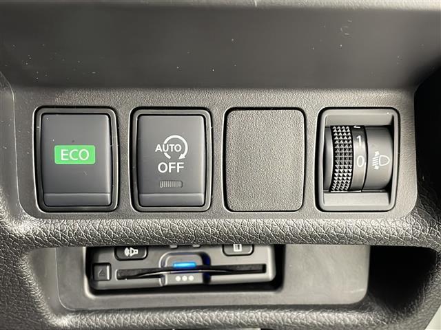 エクストレイル ２０Ｘｉ　社外ナビ　ＡＭ／ＦＭ／ＣＤ／ＤＶＤ／ＳＤ／ＵＳＢ／ＢＴ　フルセグＴＶ　アラウンドビューカメラ　プロパイロット　レーンキープアシスト　エマージェンシーブレーキ　パワーバックドア　シートヒーター（18枚目）
