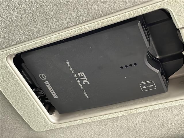 デミオ 衝突軽減ブレーキ クルーズコントロール 純正メモリナビ バックカメラ アイドリングストップ ETC ドラレコ スマートキー LEDヘッドライト 純正フロアマット W+サイド+カーテンエアバッグ(4枚目)