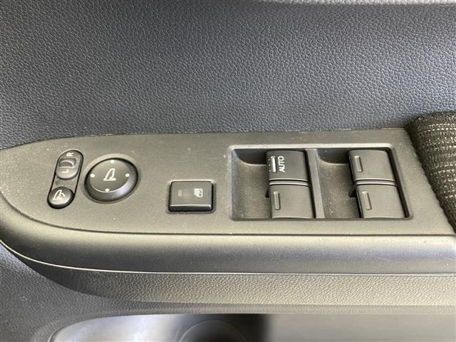 N-WGNカスタム L 衝突軽減ブレーキ レーンキープアシスト レーダークルーズコントロール コーナーセンサー LEDヘッドライト オートライトハイビーム 純正ナビ 社外前後ドライブレコーダー 純正ETC 純正アルミホイール(22枚目)