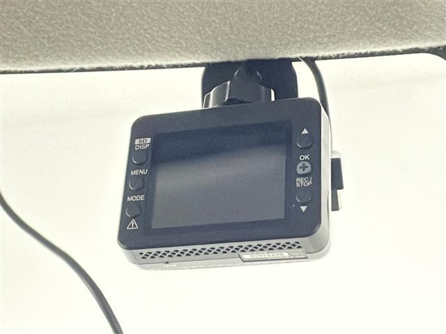 ハスラー ＪスタイルＩＩターボ　純正ディーラーナビ　フルセグＴＶ　ＣＤ　ＤＶＤ　ＢＴ　Ｃａｒｐｌａｙ　全方位カメラ　ＥＴＣ　レーダークルーズコントロール　衝突軽減ブレーキ　レーンキープアシスト　パドルシフト　コーナーセンサー（3枚目）