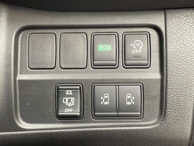 セレナ ハイウェイスター 25thスペシャルセレクションB アラウンドビューモニター 純正SDナビ 社外フリップダウンモニター 純正ドアバイザー 両側PSドア HDMI ISOFIX(22枚目)