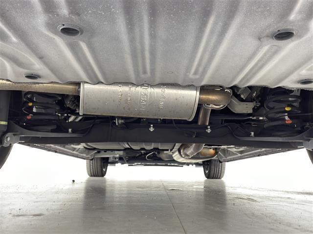 セレナ ハイウェイスター 25thスペシャルセレクションB アラウンドビューモニター 純正SDナビ 社外フリップダウンモニター 純正ドアバイザー 両側PSドア HDMI ISOFIX(42枚目)