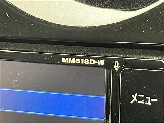 ノート 　衝突軽減ブレーキ　レーンキープアシスト　レーダークルーズコントロール　純正ＳＤナビ　ＥＴＣ　アイドリングストップ　スマートキー　ハーフレザーシート　ＬＥＤヘッドライト　社外フロアマット（4枚目）