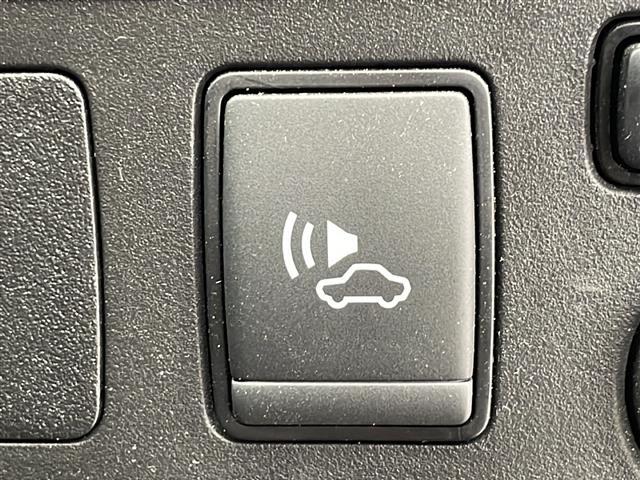 ノート 　衝突軽減ブレーキ　レーンキープアシスト　レーダークルーズコントロール　純正ＳＤナビ　ＥＴＣ　アイドリングストップ　スマートキー　ハーフレザーシート　ＬＥＤヘッドライト　社外フロアマット（17枚目）