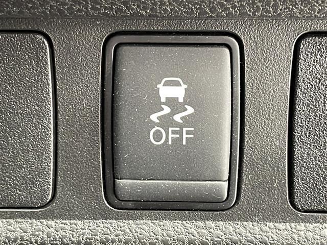 ノート 　衝突軽減ブレーキ　レーンキープアシスト　レーダークルーズコントロール　純正ＳＤナビ　ＥＴＣ　アイドリングストップ　スマートキー　ハーフレザーシート　ＬＥＤヘッドライト　社外フロアマット（18枚目）