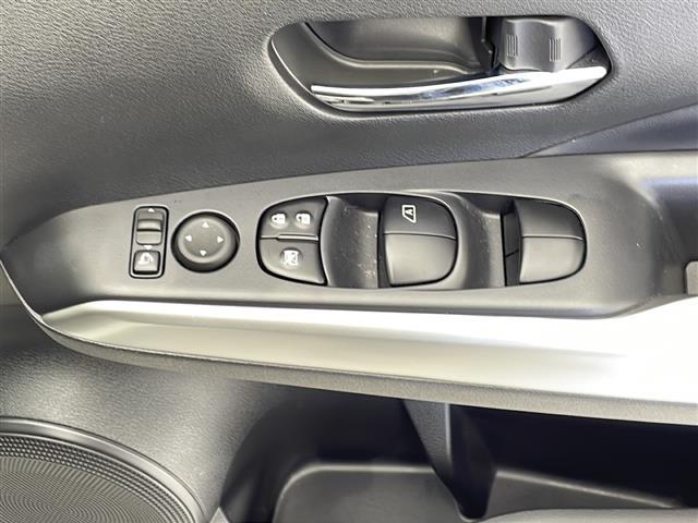 キックス Ｘ　プロパイロット　純正９インチナビ　ＢＴ　フルセグ　ＣＤ　ＤＶＤ　全方位カメラ　ＥＴＣ　純正ドライブレコーダー　デジタルインナーミラー　ハーフレザーシート　衝突軽減ブレーキ　レーンキープアシスト（21枚目）