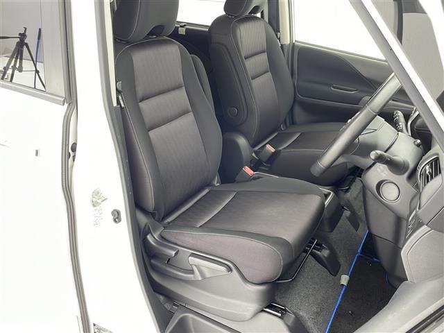 セレナ ｅ－パワー　ハイウェイスターＶ　純正９インチナビ　フルセグ　ＢＴ　ＣＤ　ＤＶＤ　ＵＳＢ　全方位カメラ　純正フリップダウンモニター　プロパイロット　レーダークルーズコントロール　衝突軽減ブレーキ　レーンキープアシスト　両側Ｐスライド（23枚目）