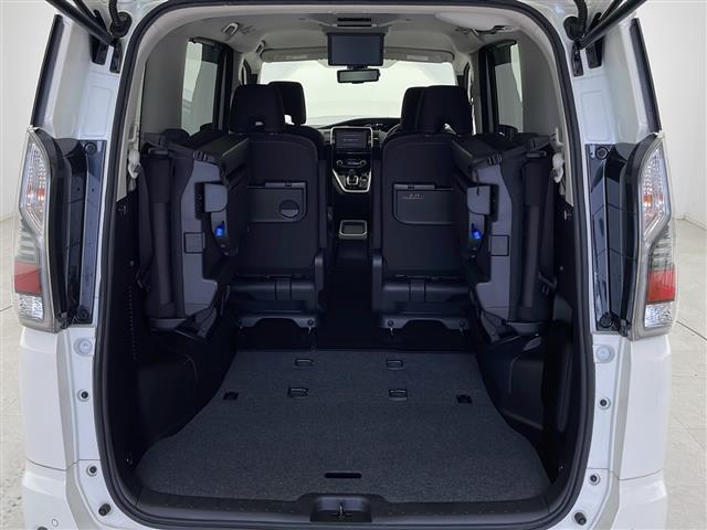 セレナ ｅ－パワー　ハイウェイスターＶ　純正９インチナビ　フルセグ　ＢＴ　ＣＤ　ＤＶＤ　ＵＳＢ　全方位カメラ　純正フリップダウンモニター　プロパイロット　レーダークルーズコントロール　衝突軽減ブレーキ　レーンキープアシスト　両側Ｐスライド（28枚目）