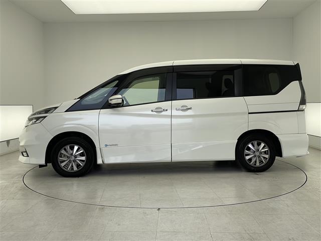 セレナ ｅ－パワー　ハイウェイスターＶ　純正９インチナビ　フルセグ　ＢＴ　ＣＤ　ＤＶＤ　ＵＳＢ　全方位カメラ　純正フリップダウンモニター　プロパイロット　レーダークルーズコントロール　衝突軽減ブレーキ　レーンキープアシスト　両側Ｐスライド（35枚目）