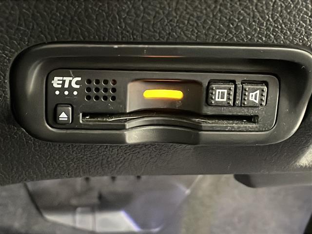 ヴェゼル ハイブリッド 社外ナビ フルセグTV バックカメラ 衝突被害軽減ブレーキ レーンキープアシスト レーダークルーズコントロール 先行車先行お知らせ パワーシート&シートヒーター LEDヘッドラ(7枚目)