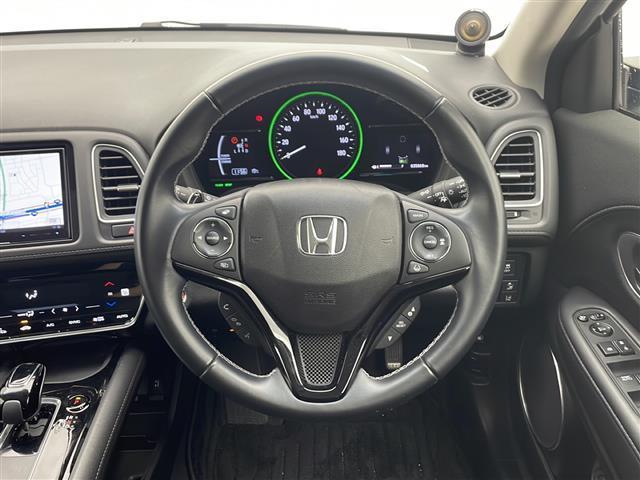 ヴェゼル ハイブリッド 社外ナビ フルセグTV バックカメラ 衝突被害軽減ブレーキ レーンキープアシスト レーダークルーズコントロール 先行車先行お知らせ パワーシート&シートヒーター LEDヘッドラ(11枚目)