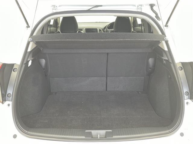 ヴェゼル ハイブリッド 社外ナビ フルセグTV バックカメラ 衝突被害軽減ブレーキ レーンキープアシスト レーダークルーズコントロール 先行車先行お知らせ パワーシート&シートヒーター LEDヘッドラ(29枚目)