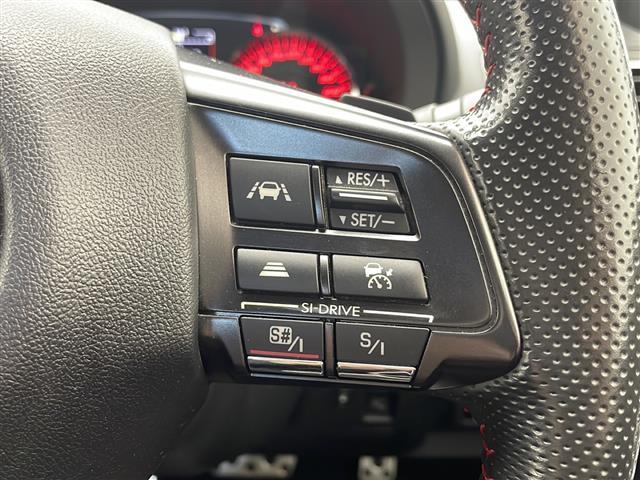 WRX S4 2.0GT-Sアイサイト アイサイト 運転席シートポジション ウィンカーミラー オートライト パドルシフト クルコン ステアリングリモコン フォグ(11枚目)