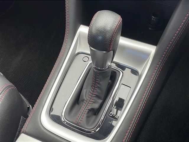 WRX S4 2.0GT-Sアイサイト アイサイト 運転席シートポジション ウィンカーミラー オートライト パドルシフト クルコン ステアリングリモコン フォグ(17枚目)